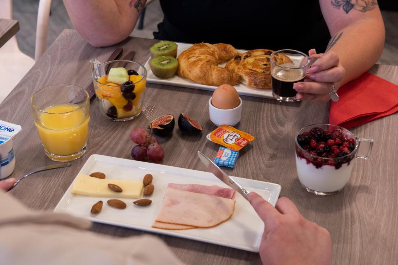 Hotel Ibis Cergy Pontoise Le Port Zewnętrze zdjęcie