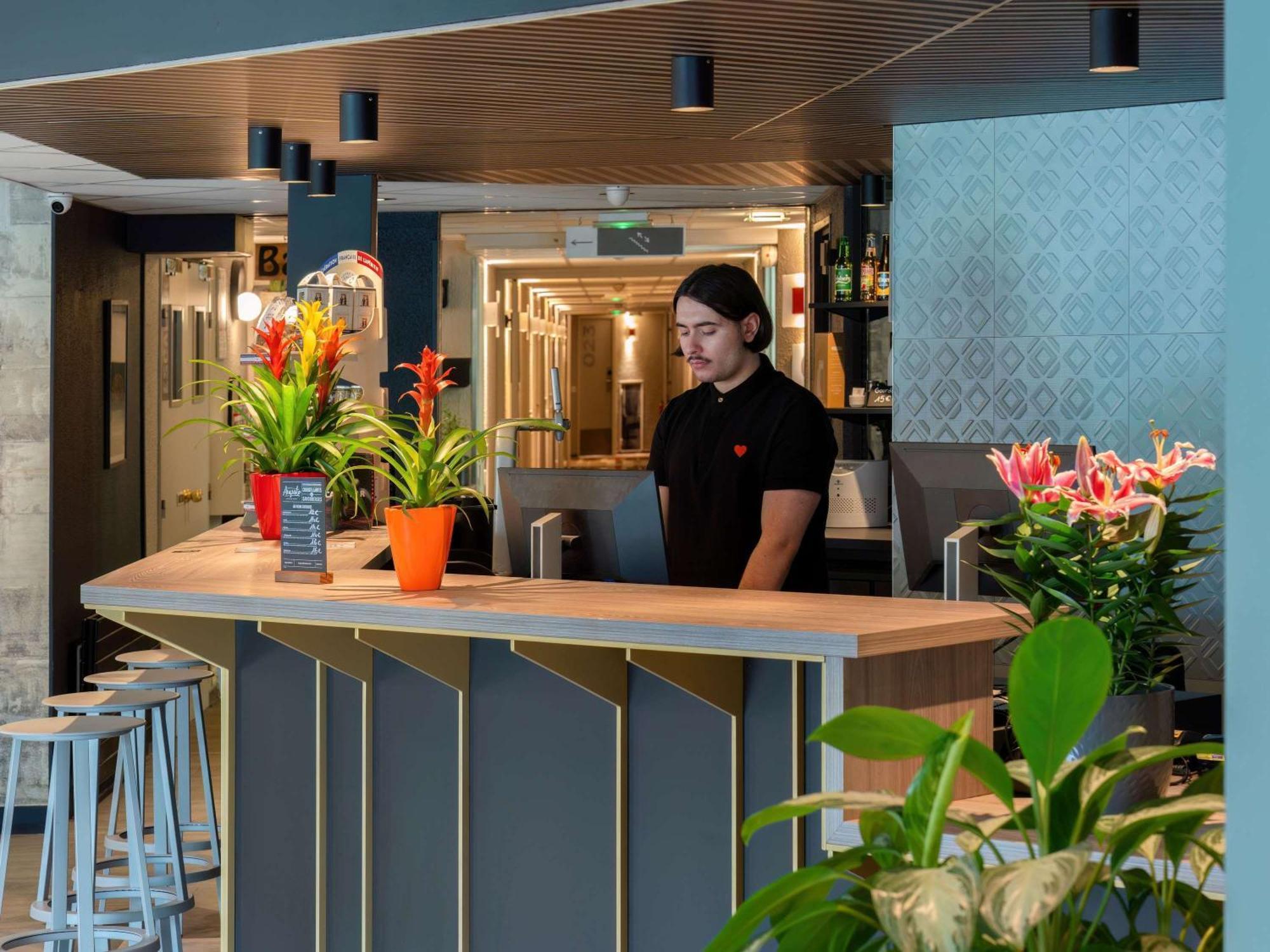 Hotel Ibis Cergy Pontoise Le Port Zewnętrze zdjęcie