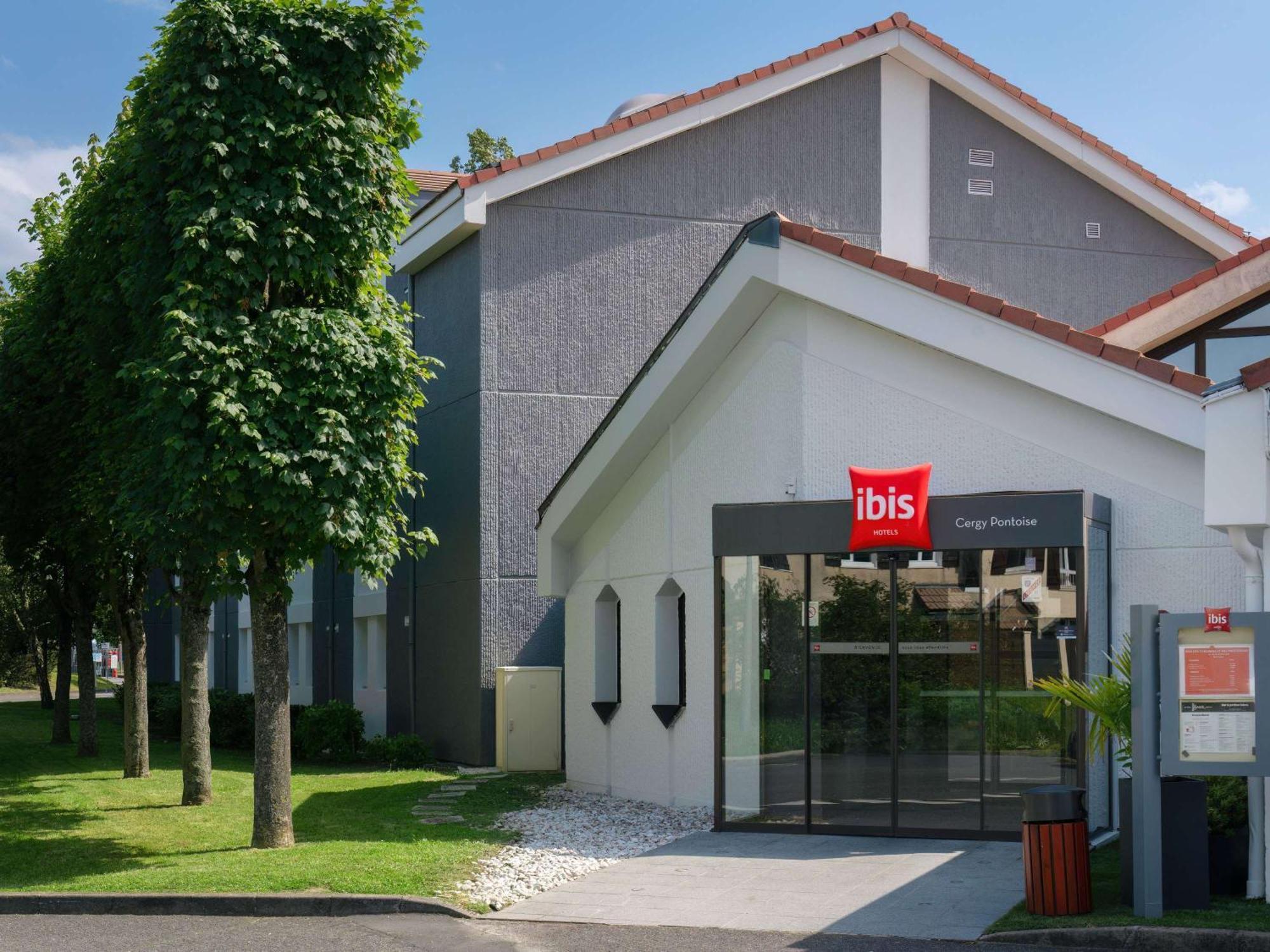 Hotel Ibis Cergy Pontoise Le Port Zewnętrze zdjęcie